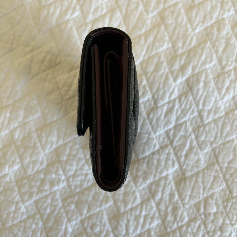 Chanel Wallet - Picture 3 of 8